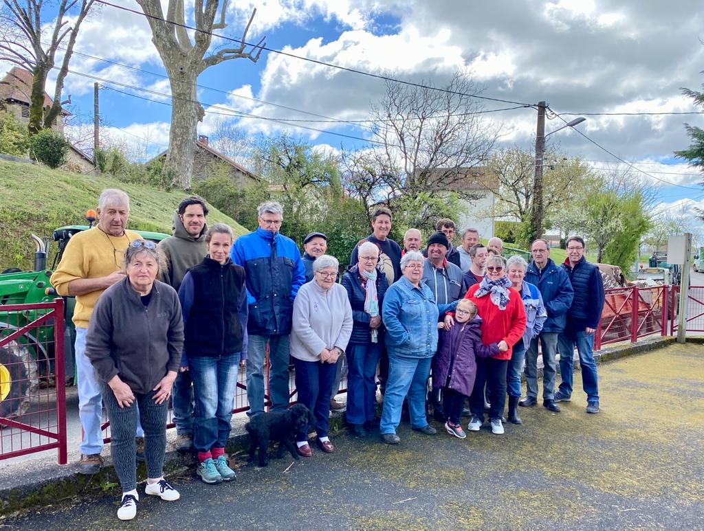 Journée annuelle de nettoyage du village du Trioulou dans le Cantal