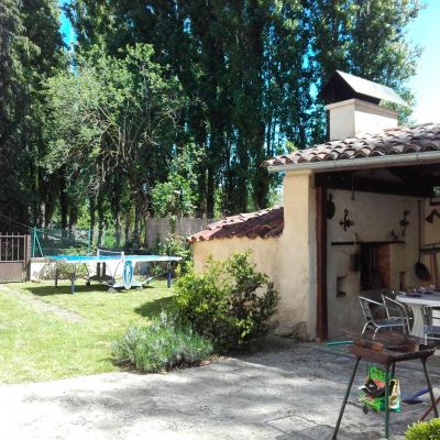 Hébergement Gîte de France - location de vacances sur la commune du Trioulou dans le Cantal jusqu'à 12 personnes